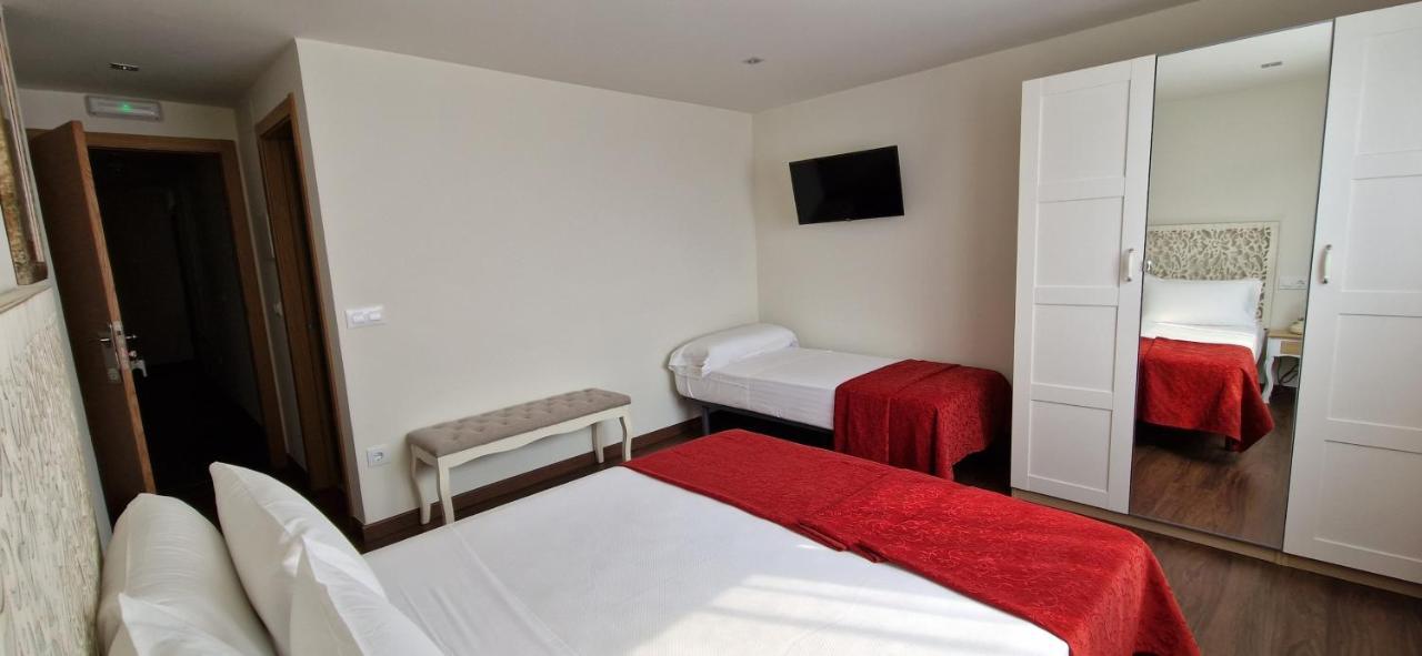 Hotel El Panorama 塔皮亚德卡萨列戈 外观 照片