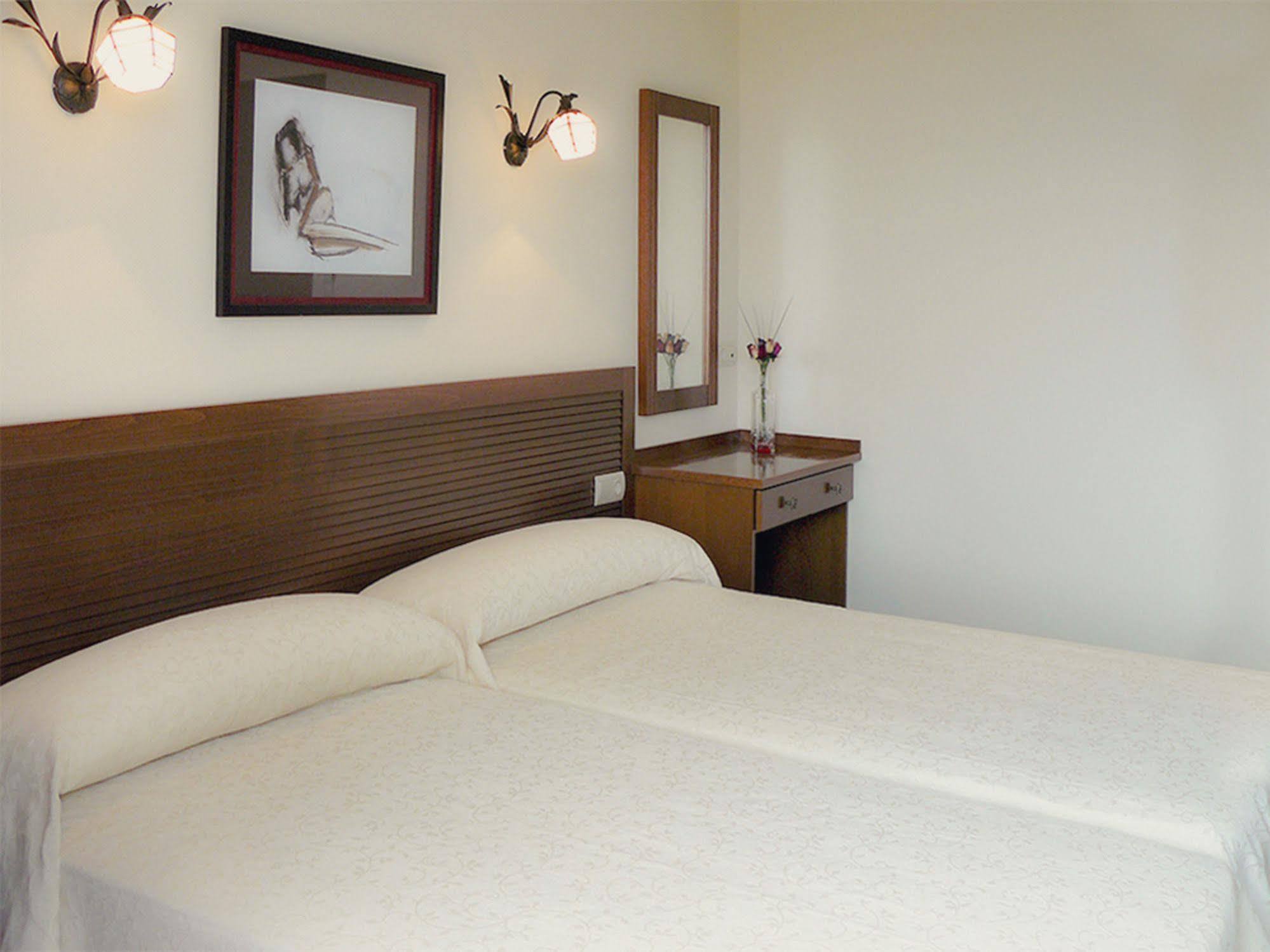 Hotel El Panorama 塔皮亚德卡萨列戈 外观 照片